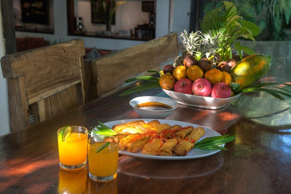 Villa Istimewa Seminyak Kültér fotó